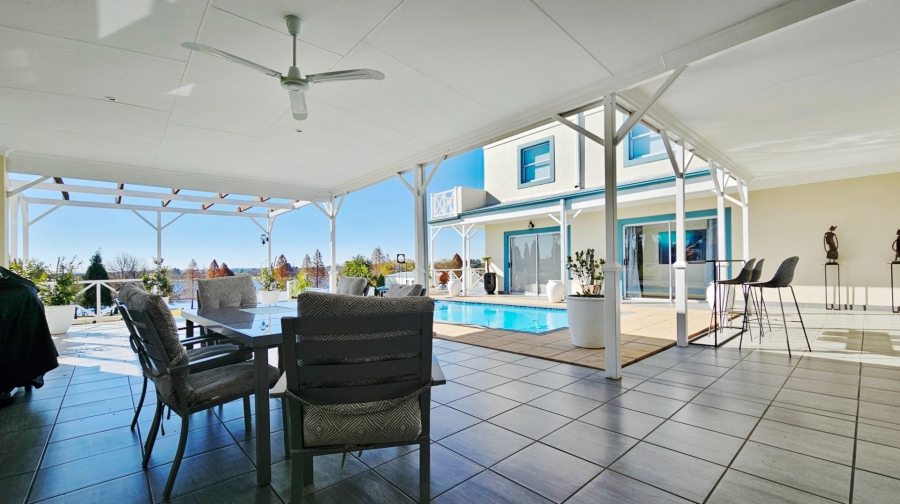 4 Bedroom Property for Sale in Bishops Bay Free State